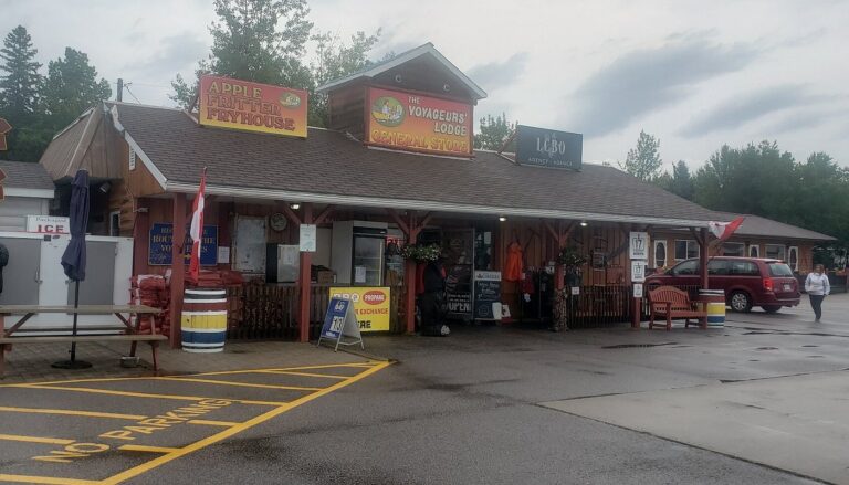 The Voyageurs Lodge and Cookhouse 768x439